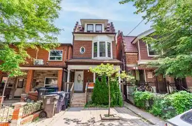 97 Lippincott Street Toronto C01 Ontario M5S 2P2