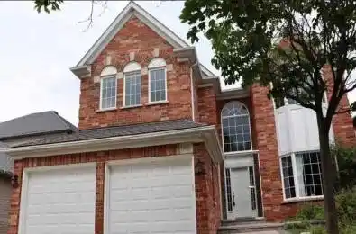 43 Gartshore Drive Whitby Ontario L1P 1N6