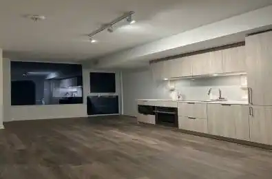 28 Ann Street Unit# 315 Mississauga Ontario L5G 0E1