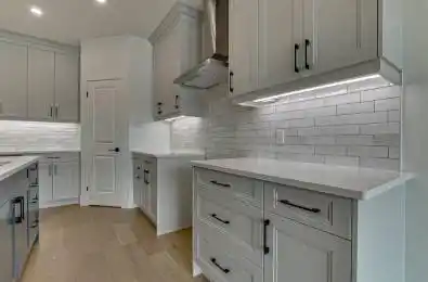 148 FOXBOROUGH Place Thames Centre Ontario N0M 2P0