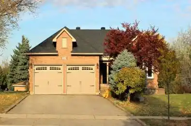 310 Chambers Crescent Newmarket Ontario L3X 1T2