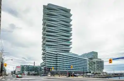15 Queens Quay Unit# 822 Toronto C01 Ontario M5E 0C5