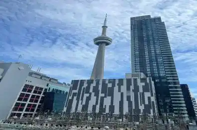 250 Wellington Street Unit# 532 Toronto C01 Ontario M5V 3P6