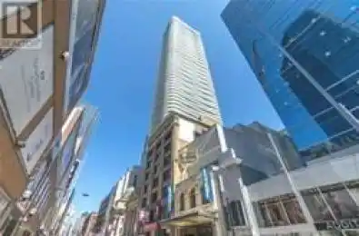 197 Yonge Street Unit# 4712 Toronto C08 Ontario M5B 1M4