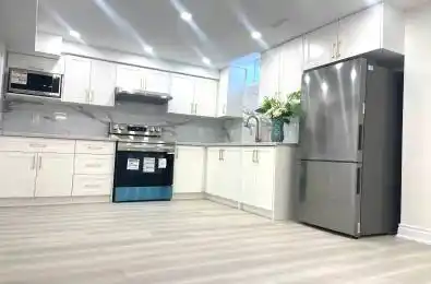 252 Borealis Avenue Aurora Ontario L4G 7V9