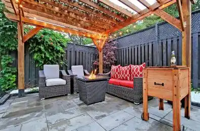 27 Hill Drive Aurora Ontario L4G 3A7