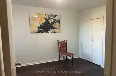 19 Laughton Avenue Unit# Second Floor Toronto W03 Ontario M6N 2W8