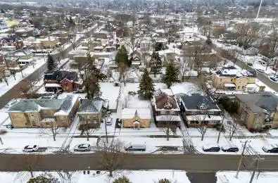 43 East Avenue Brantford Ontario N3S 3L2