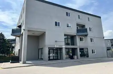 2001 Bonnymede Drive Unit# 15 Mississauga Ontario L5J 4H8