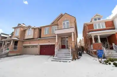 7 Wallwark Street Aurora Ontario L4G 0J2