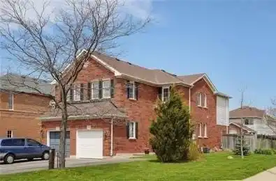 95 Bunchberry Way Brampton Ontario L6R 2E8