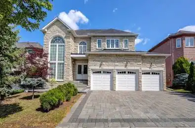45 Henricks Crescent Richmond Hill Ontario L4B 3W4