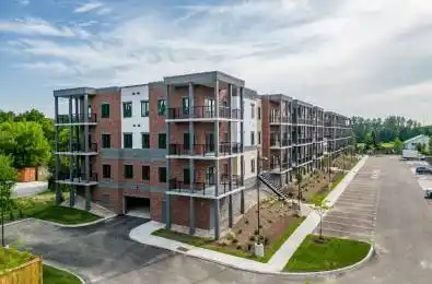 121 Mary Street Unit# 421 Clearview Ontario L0M 1G0