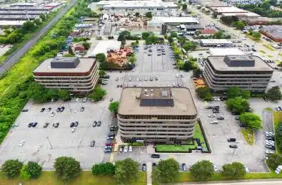 710 Dorval Drive Unit# 600-5 Oakville Ontario L6K 3V7