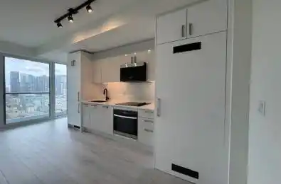 280 Dundas Street Unit# 1707 Toronto C01 Ontario M5T 0E3