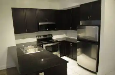 83 Woodbridge Avenue Unit# 402 Vaughan Ontario L4L 2S6