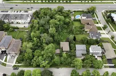 1050 BURNHAMTHORPE Road Mississauga Ontario L4Y 2X6