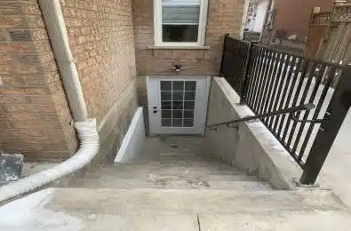 55 WILDBERRY Crescent Brampton Ontario L6R 1J9