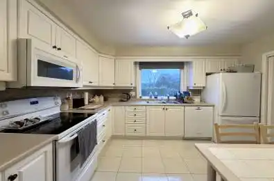 2294 Wyandotte Drive Oakville Ontario L6L 2T6