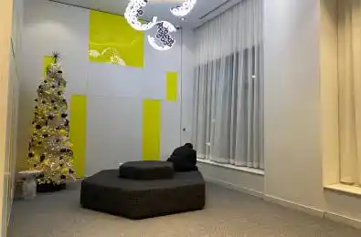 159 Wellesley Street Unit# 1003 Toronto C08 Ontario M4Y 1J2