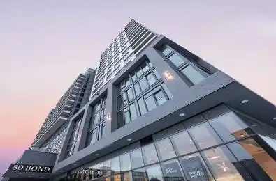 80 Bond Street Unit# 403 Oshawa Ontario L1G 0E6