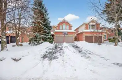 25 Heatherwood Crescent Markham Ontario L3R 8W5