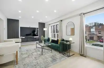 216 Fleetwood Crescent Brampton Ontario L6T 2E6