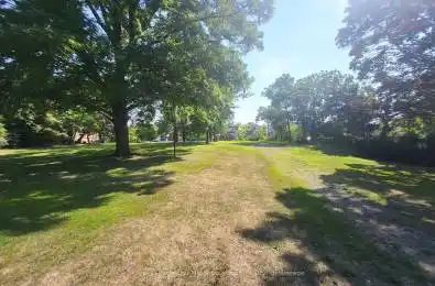 54 Redfern Crescent Clarington Ontario L1C 2M6