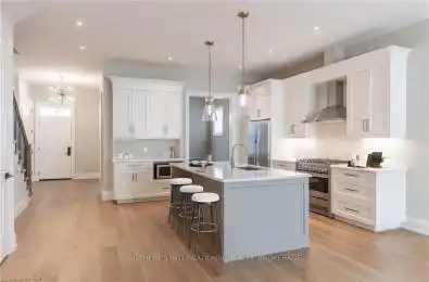 32 Rampart Street Niagara-on-the-Lake Ontario L0S 1J0