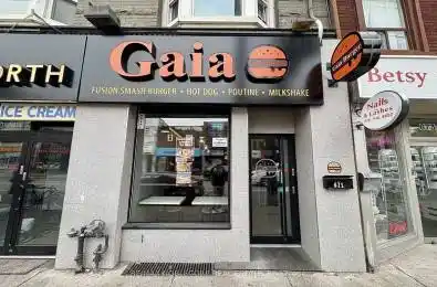 671 Queen Street Toronto C01 Ontario M6J 1E6