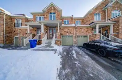 11 Homer Crescent Aurora Ontario L4G 1B7