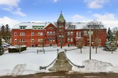 72 Pine Street Unit# 405 Port Hope Ontario L1A 3G8