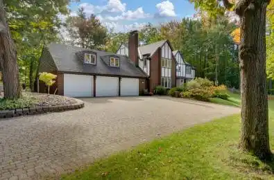 11 Park Trail Springwater Ontario L9X 0L3