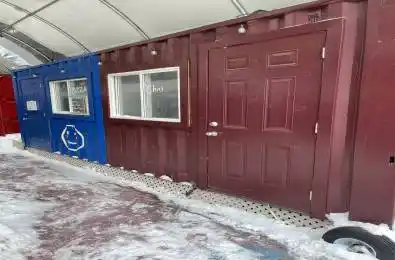 615 Queen Street Toronto C01 Ontario M5V 2B7