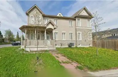 288 Helen Avenue Markham Ontario L3R 1K1