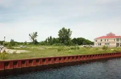 21 Dock Lane Tay Ontario L0K 1R0