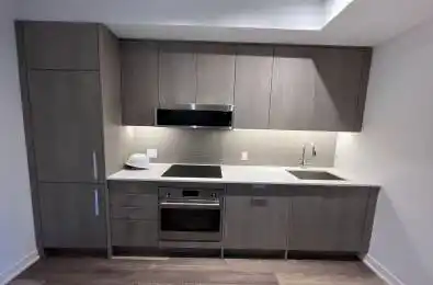 250 Lawrence Avenue Unit# 401 Toronto C04 Ontario M5M 1B2