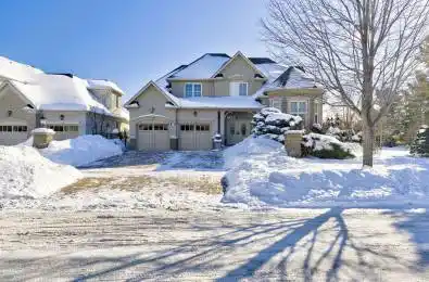 819 Canyon Street Mississauga Ontario L5H 4M3