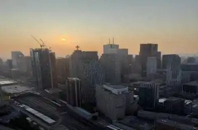 55 Cooper Street Unit# PH212 Toronto C08 Ontario M5E 0E4