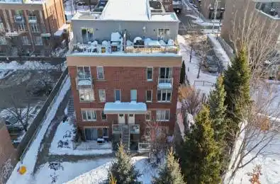 20 Elsie Lane Unit# 220 Toronto W02 Ontario M6P 3N9