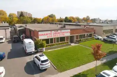 63 Torbarrie Road Unit# 01 Toronto W05 Ontario M3L 1G5