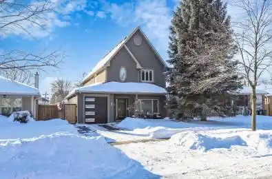 7 Forest Path Court Toronto W10 Ontario M9V 1L4