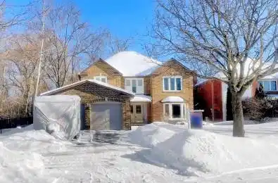 16 Willis Drive Aurora Ontario L4G 5N8
