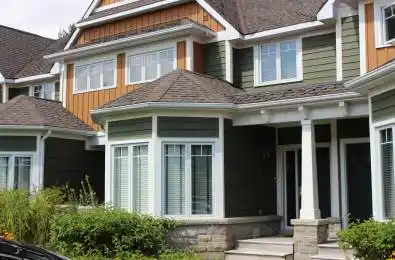 1020 Birch Glen Road Unit# v15 w 9 Lake of Bays Ontario P0B 1A0