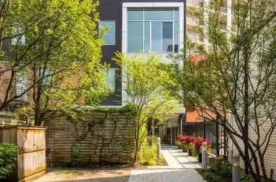 113 Dupont Street Unit# 301 Toronto C02 Ontario M5R 1V4