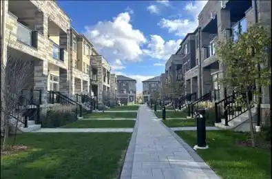 35 Fieldridge Crescent Unit# 36 Brampton Ontario L6R 4G6