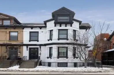 205 Gerrard Street Toronto C08 Ontario M5A 2E7