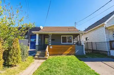 24 Rowanwood Street Hamilton Ontario L8L 7H3