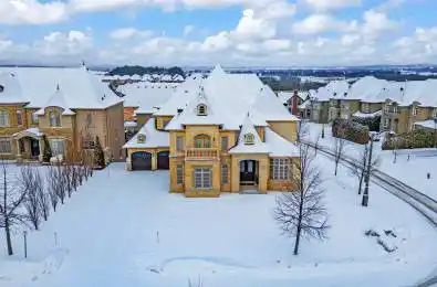 123 Carisbrooke Circle Aurora Ontario L4G 0K4