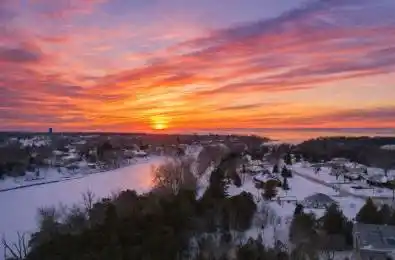 237 S Rankin Street Saugeen Shores Ontario N0H 2L0